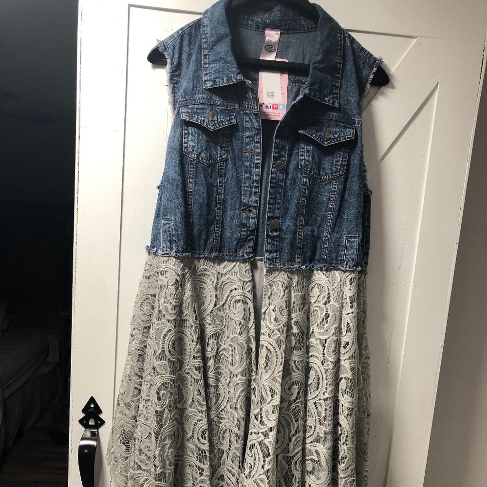 NWT Hello Dolly Denim Vest w/ Gray Lace, Size XL